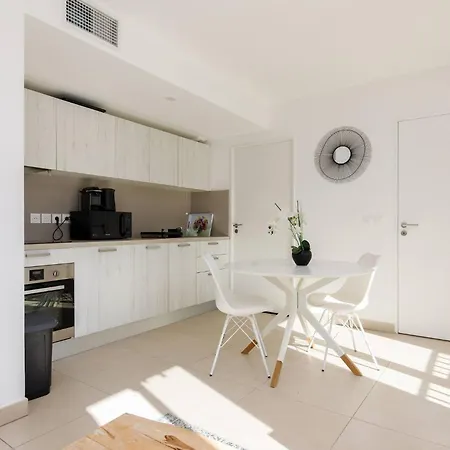 Lägenhet Calypso- Superbe Perle, Vieil Antibes, Wifi, Climatisation Antibes