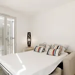 Calypso- Superbe Perle, Vieil Antibes, Wifi, Climatisation * אנטיב
