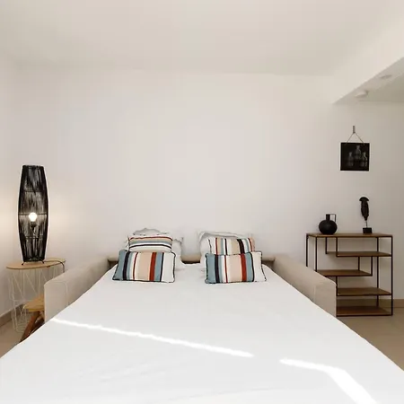 Lejlighed Calypso- Superbe Perle, Vieil Antibes, Wifi, Climatisation